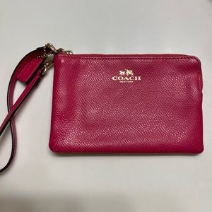 Coach wristlet- Pink